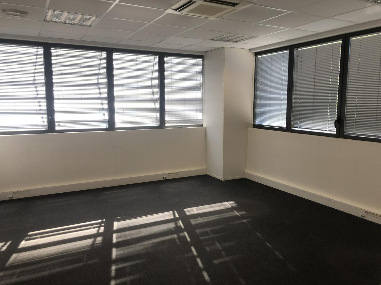 Bureau Pessac 1744m² Location bureau Pessac Gironde OLBUR2115947 4